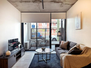 Stunning Courtyard 2br1ba North Melbourneparking